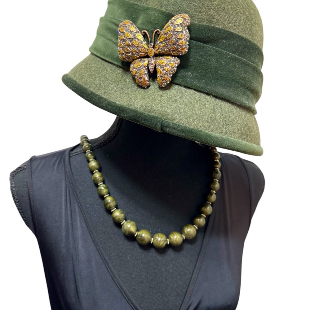 Large Joan rivers HTF jeweled butterfly brooch pin regal elegant
